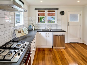 Space, Sun & Location