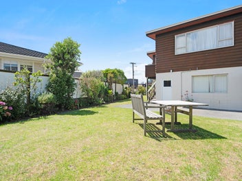 Prime Location. Seaside Living. Exceptional Space.