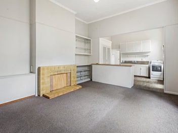 Five-Bedroom Villa in Top Location