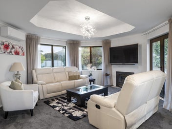 Motivated Vendor-Bring your best Offer