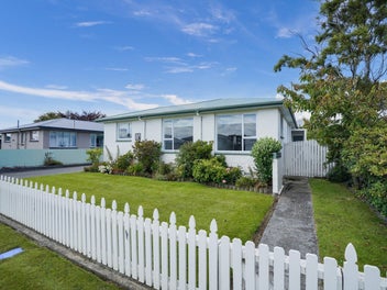 A SMART START ON DERWENT CRESCENT