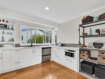 Elevated Living with Estuary Outlooks