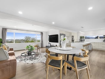 Space, Sun & Privacy in St Johns Park