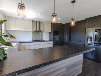 Home, shed and lifestyle