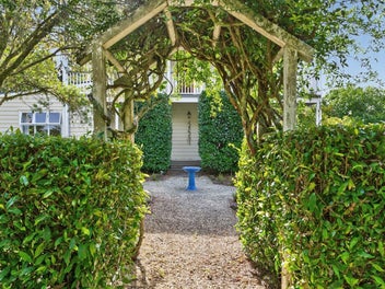 Tara Lodge - Heritage Grandeur