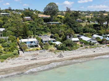 Ruby Bay Beach - Mapua