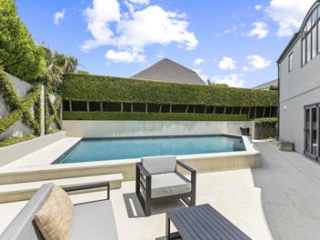 Vendor Relocating - Ready To Meet Market