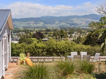 Elevated Country Living with Sweeping Views