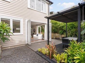 Ultimate Sanctuary, St Heliers Convenience