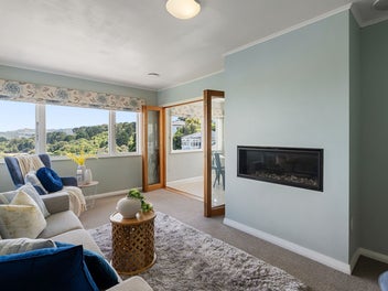 Home & Income with Sweeping Sea Views