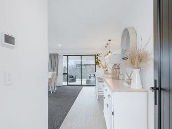 Elevated Living with Amazing Rural Outlook !