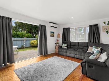 Family Home with Seperate Office Space