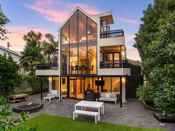 1980s Build with Ocean Views