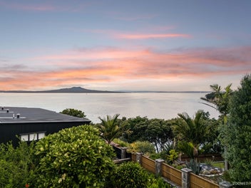 Elevated Blue-Chip Position | 1070sqm