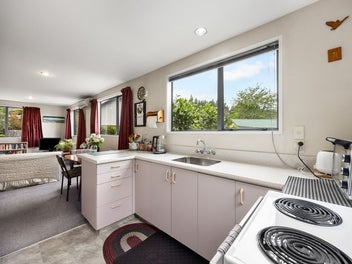 Smart Start in a Prime Location