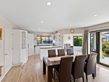 4 bedroom with granny flat