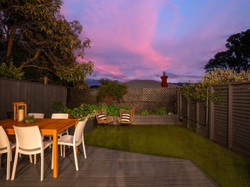 CLASSIC MT VIC VILLA WITH EXCEPTIONAL FLEXIBILITY