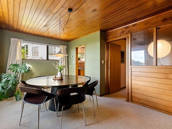 Mid-Century Soul, Modern Ease in Khandallah