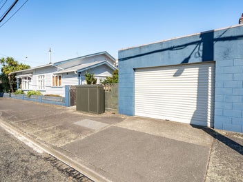 Petone Charmer with Potential