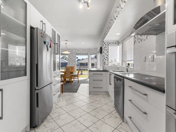 Tee'd up for easy living