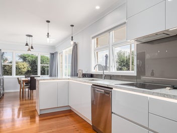 Value Packed - Owners Relocating !!