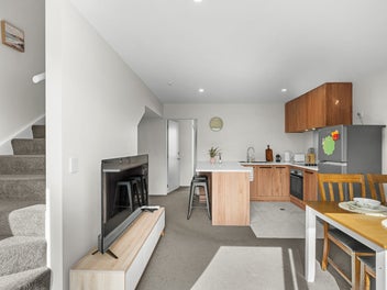 Walk to Stadium in 365-Day Airbnb Zoning