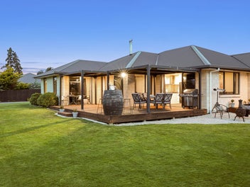 Lifestyle Living, Central Convenience