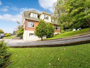 A Grand Haven with Panoramic Views