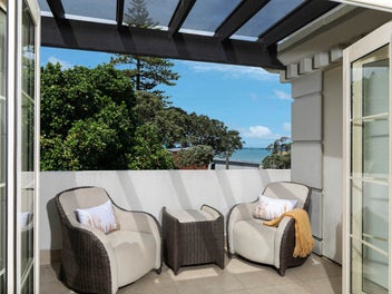 Luxury Coastal Living – Act Now, Call to View