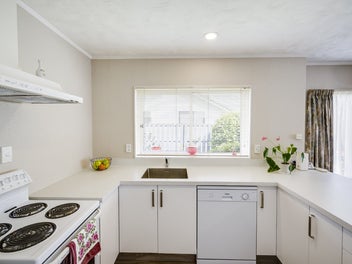 Charming 2-Bedroom Home with Functional Layout