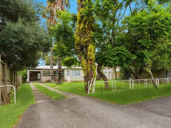 Prime 923sqm Development Opportunity