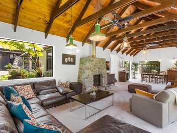 YOUR ULTIMATE LIFESTYLE DREAM PACKAGE