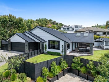 Exceptional living, elevated prime Orewa location