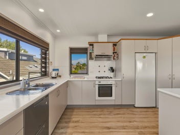 Large, Lock And Leave Living