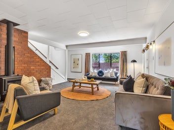 Elegant Family Living in a Sought-After Richmond!