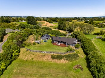 Peaceful, Private and Outstanding Views