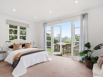 Space, Serenity & Waitakere Charm