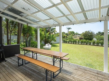 Dreamy Classic Kiwi Bach