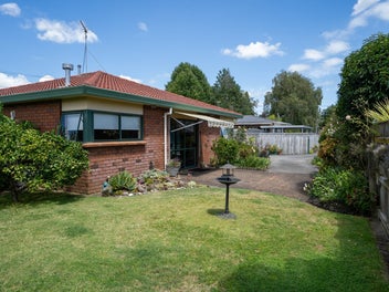 Prime Location on Victoria