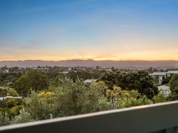 Ridge-Top Rarity: Character Villa with a View