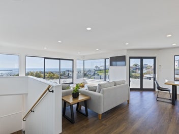 Peace Ave Perfection - Panoramic Views