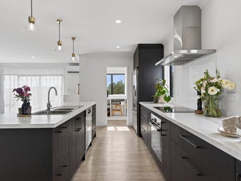 Beautifully Finished Modern Masterpiece