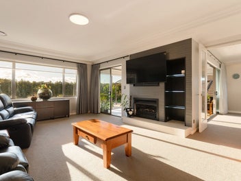 Executive Excellence in Solid Celcrete