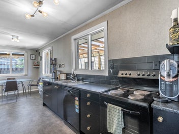 A Rose on Thornhill Street