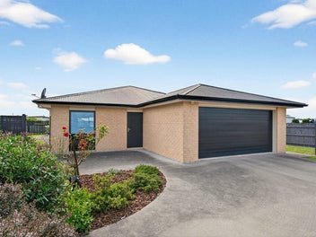 Space, Style & Family Friendly Living