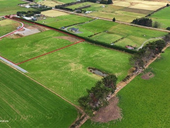 Elevated land, fantastic opportunity