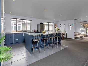 Renovators Dream Home!