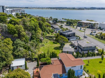 A Blank Canvas in McCormacks Bay