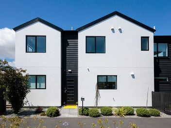 Smart Buying in a Prime Location