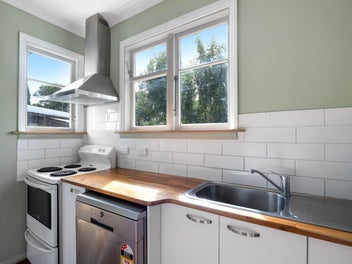 Roslyn First Home Bargain Opportunity